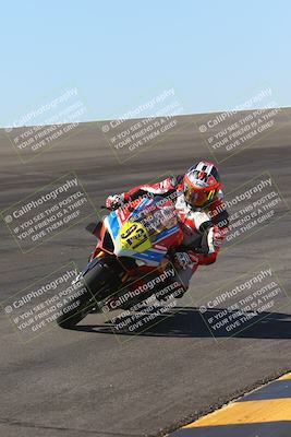 media/Nov-06-2023-Moto Forza (Mon) [[ce023d0744]]/2-Advanced Group/Session 2 (Bowl)/
